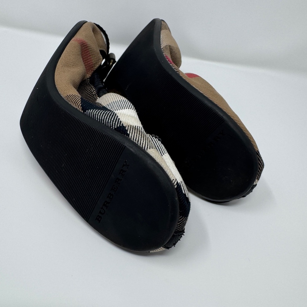 Women’s Burberry Ballerina Flats 39 - Picture 3 of 5